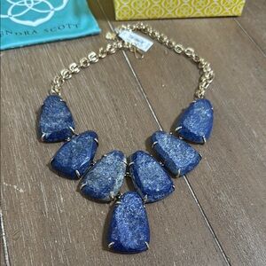NWT Kendra Scott Harlow necklace in raw lapis